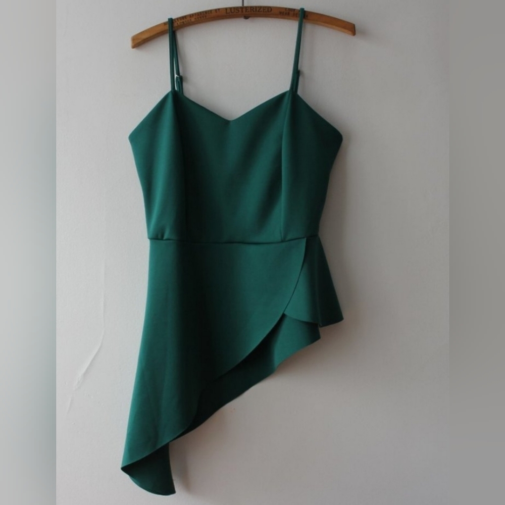 Green asymmetrical top
